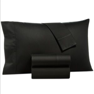 Camden Sateen 1250 Thread Count 4 Pc.
Sheet Set, Full/Queen